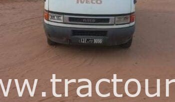 À vendre Camion plateau avec ridelles Iveco Daily 35c12 (2009) complet