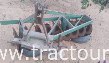 À vendre Tracteur Fiat 666 avec matériel complet