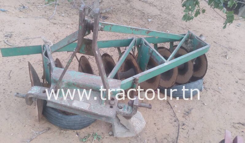 À vendre Tracteur Fiat 666 avec matériel complet