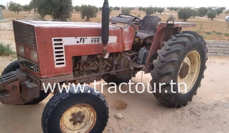 À vendre Tracteur Fiat 666 avec matériel complet