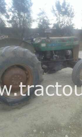 À vendre Tracteur Al Jadah 240 (1991) complet