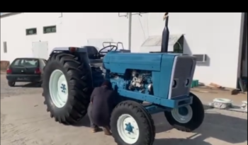 À vendre Tracteur Ebro 160 complet