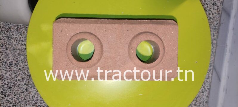 À vendre Machine pour fabriquer des briques écologiques complet
