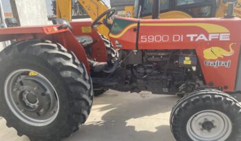 À vendre Tracteur Tafe 5900 DI complet