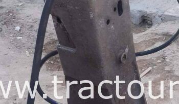 À vendre Brise-roche hydraulique pour tractopelle complet