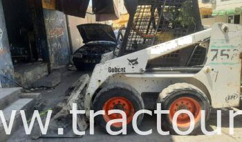 À vendre Chargeuse compacte avec godet Bobcat 753 complet