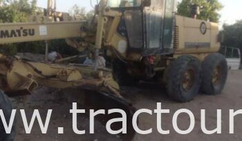 À vendre Niveleuse – Grader Komatsu complet