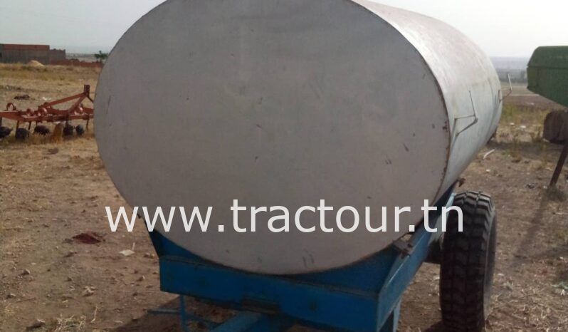 À vendre Semi remorque agricole citerne 3000 Litres sans carte grise complet