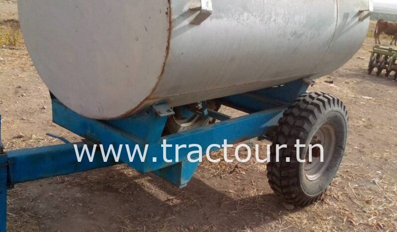 À vendre Semi remorque agricole citerne 3000 Litres sans carte grise complet