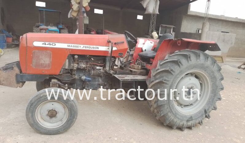 À vendre Tracteur Massey Ferguson 440 complet