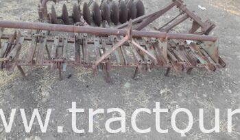 À vendre déchaumeuse à 10 disques cadre déchaumeuse à 12 disques canadienne Fanyoura m7acha 13 dents complet