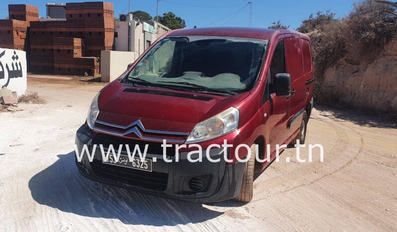 À vendre Utilitaire fourgon Citroën Jumpy 2 litres diesel complet