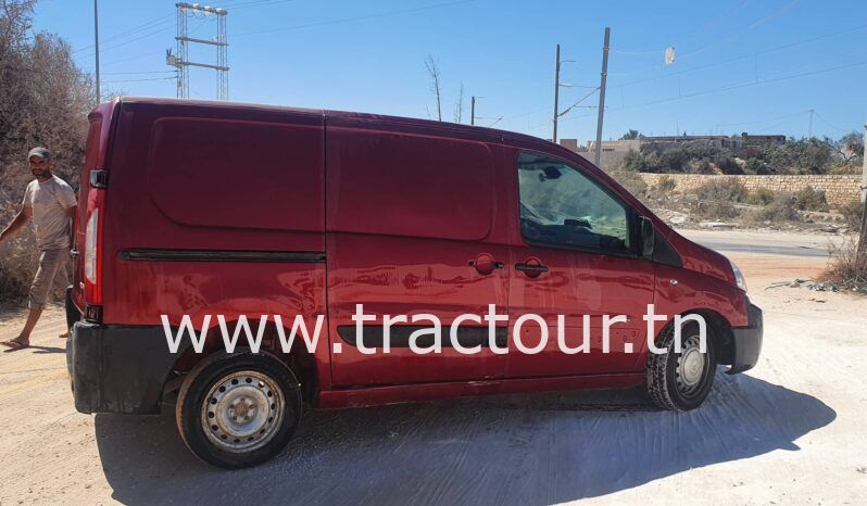 À vendre Utilitaire fourgon Citroën Jumpy 2 litres diesel complet