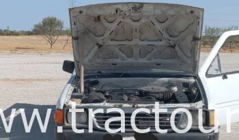 À vendre Camionnette 2 portes avec benne Isuzu complet