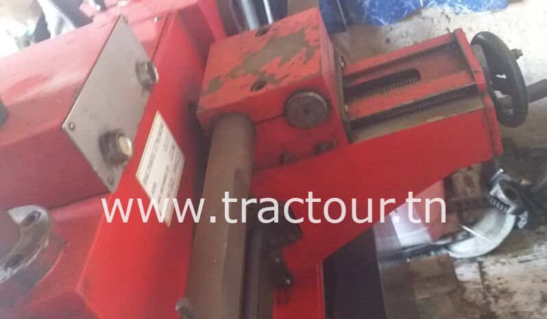 À vendre Machine de réparation pour disque de frein de tambour poids lourd T84445 complet