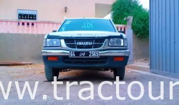 À vendre Camionnette 4 portes avec benne Isuzu Faster 2500inj complet