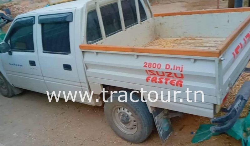 À vendre Camionnette 4 portes avec benne Isuzu Faster 2500inj complet