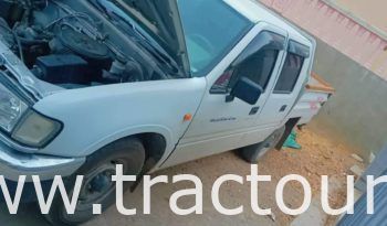 À vendre Camionnette 4 portes avec benne Isuzu Faster 2500inj complet