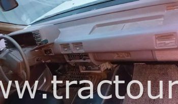 À vendre Camionnette 4 portes avec benne Isuzu Faster 2500inj complet