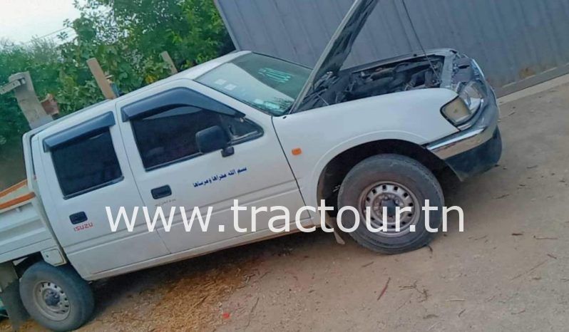 À vendre Camionnette 4 portes avec benne Isuzu Faster 2500inj complet