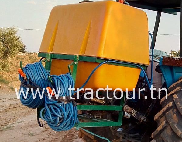 À vendre Pulvérisateur porté 600 litres complet
