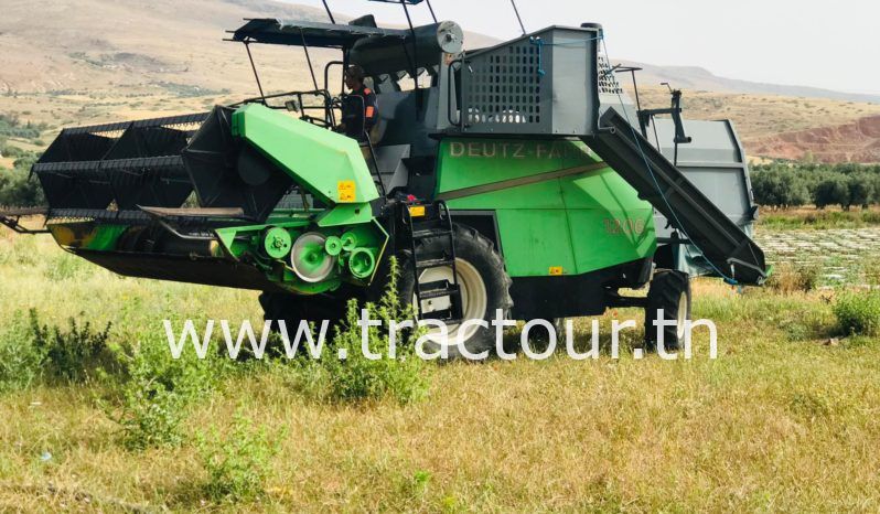 À vendre Moissonneuse batteuse à sacs بالشكارة Fahr M1206 complet