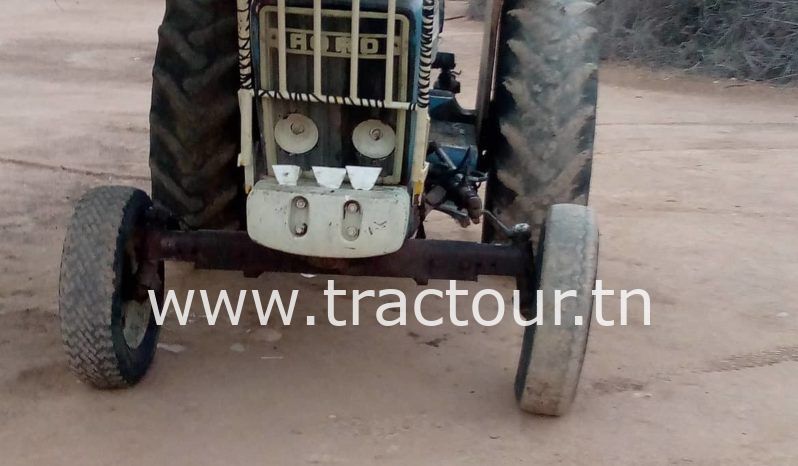 À vendre Tracteur avec matériels Ford 5000 sans carte grise complet