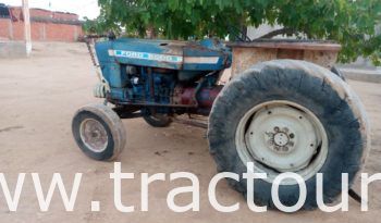 À vendre Tracteur avec matériels Ford 5000 sans carte grise complet