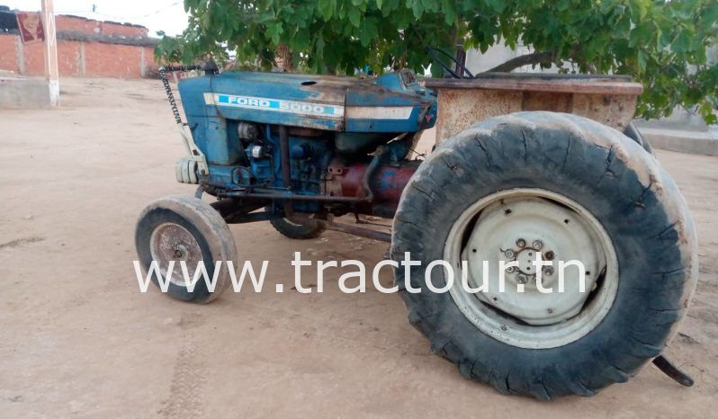 À vendre Tracteur avec matériels Ford 5000 sans carte grise complet
