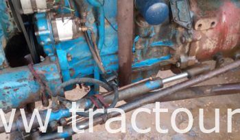 À vendre Tracteur avec matériels Ford 5000 sans carte grise complet