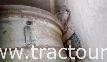 À vendre 2 jantes pour tractopelle complet