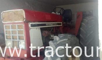 À vendre Tracteur International 1055 avec polydisque complet