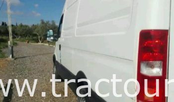 À vendre Camion fourgon Iveco Daily 29L12 importé de France complet