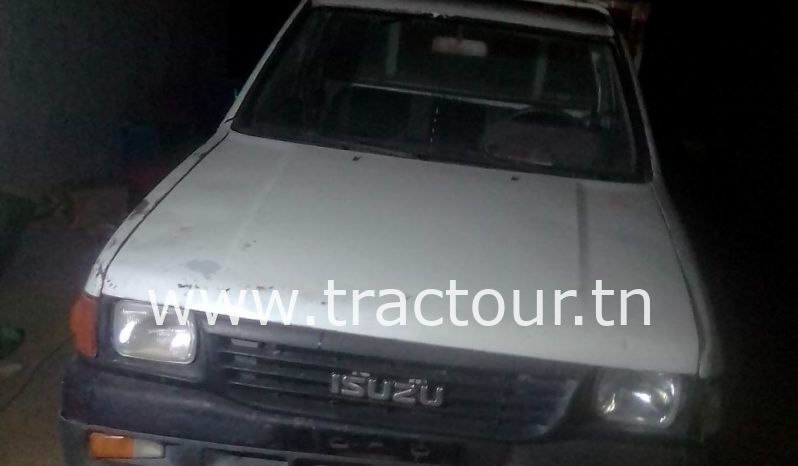 À vendre Camionnette 2 portes avec benne Isuzu complet