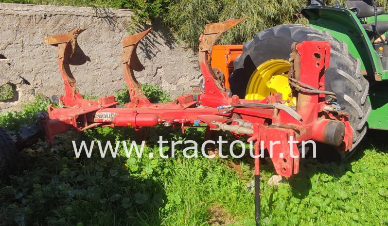 À vendre Tracteur John Deere 6525 avec matériel complet