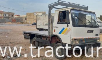 À vendre Camion plateau sans ridelles OM 50 (1986) complet