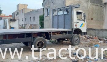 À vendre Camion plateau sans ridelles OM 50 (1986) complet