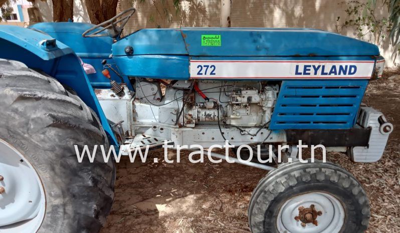 À vendre Tracteur Ebro 272 complet