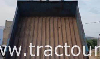 À vendre Semi remorque agricole benne 4 tonnes complet