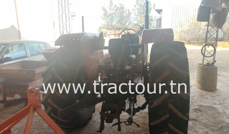 À vendre Tracteur Massey Ferguson 390E complet