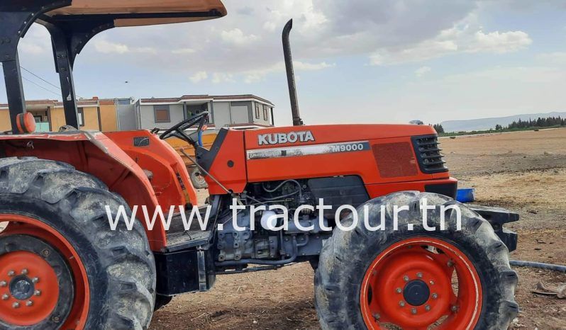 À vendre Tracteur Kubota M9000 (2009) complet