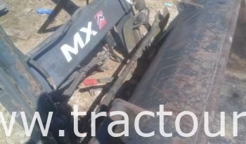 À vendre Chargeur pour tracteur Mailleux MX U8 complet