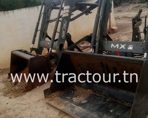 À vendre Chargeur pour tracteur Mailleux MX U8 complet