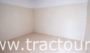 À louer local industriel-dépôt d’une surface de 1250 m² complet