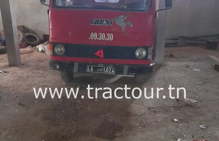 À vendre Camion benne OM 40 complet