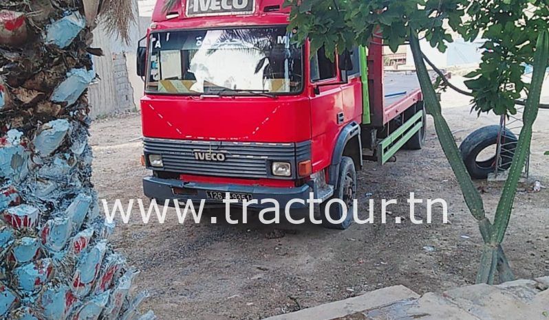 À vendre Camion plateau sans ridelles Fiat Iveco 115-17 complet