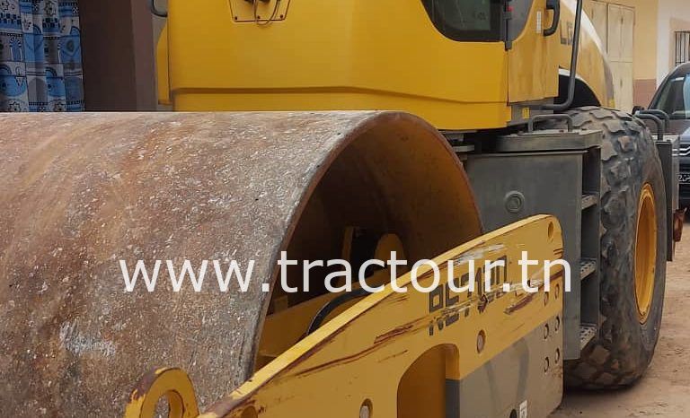 À vendre Rouleau compacteur monocylindre SDLG – 12 tonnes (2018) complet