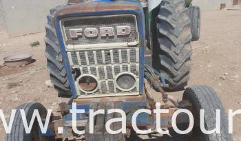 À vendre Tracteur Ford 5000 avec citerne 6000 litres complet
