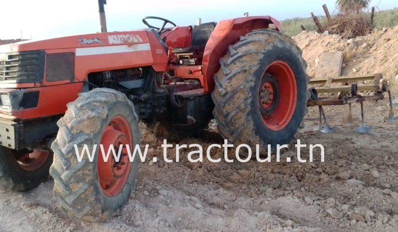 À vendre Tracteur Kubota M8200 complet