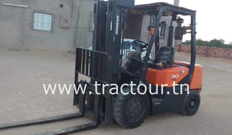 À vendre Chariot élévateur diesel Doosan GX30 complet